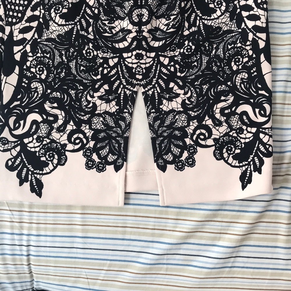 Dress - Picture 3 of 3